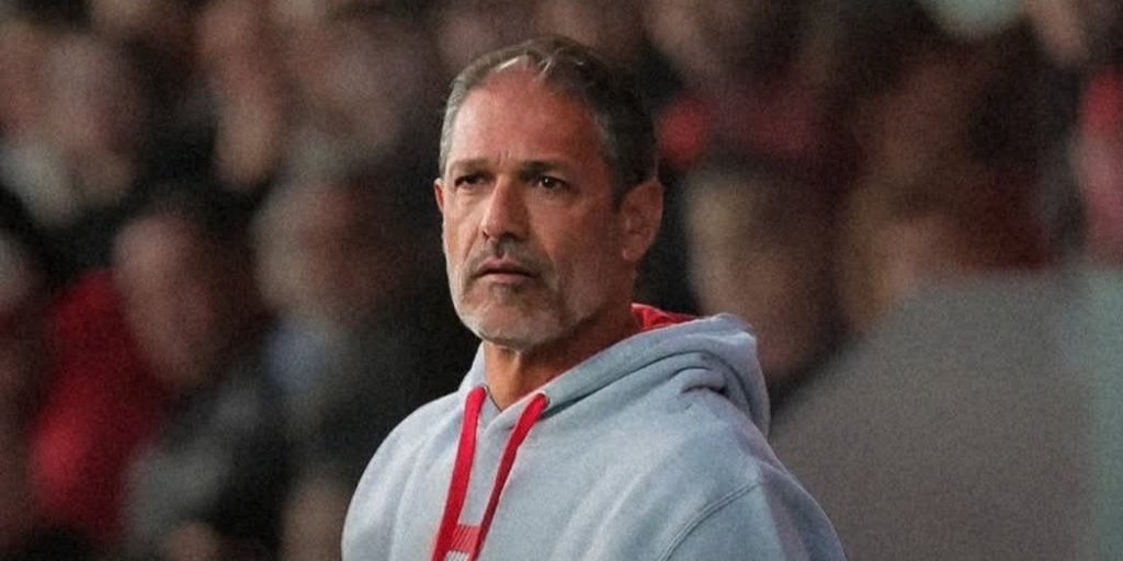 El Torrent cambia de entrenador tras conocer que jugará ante el Betis