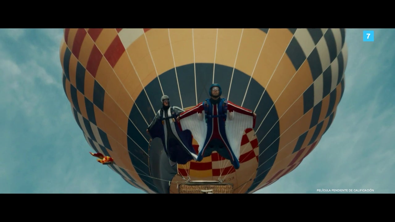 Así es "La fiera", película protagonizada por Miguel Ángel Silvestre, Carlos Cuevas y Miguel Bernardeau