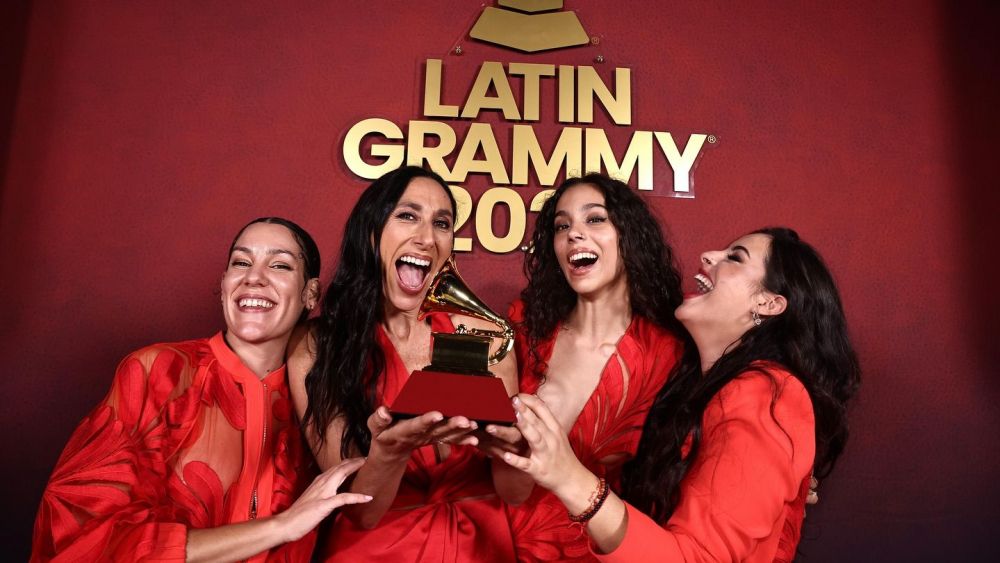 Un Latin Grammy con sonido paramés