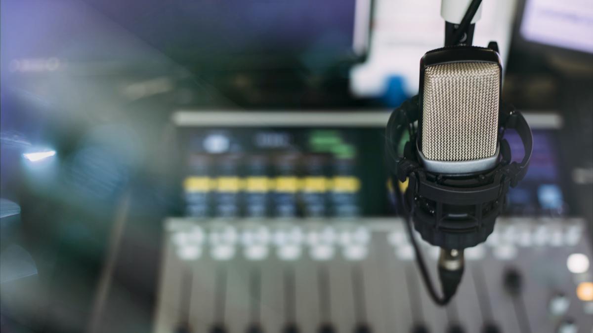 10 canciones en gallego, euskera, catalán y occitano que podrían sonar en las radios musicales estatales, como pide ERC