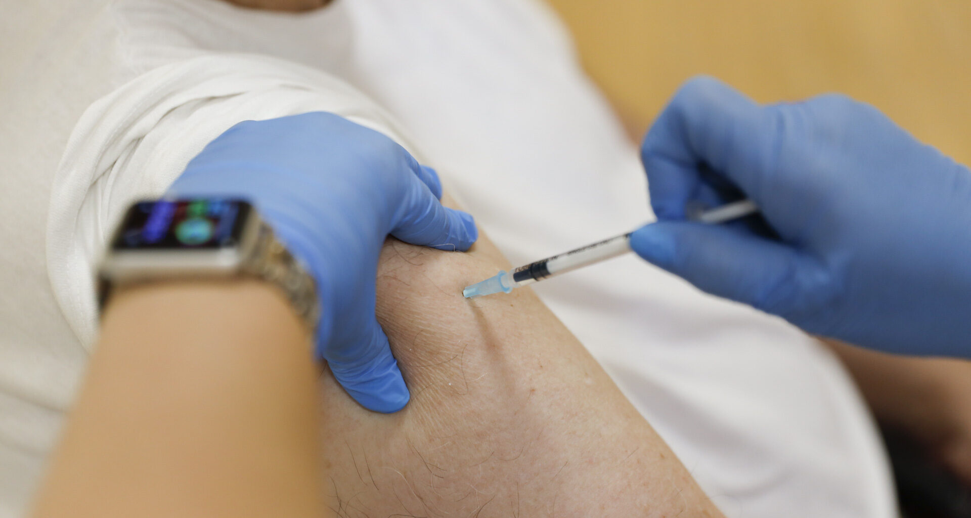 Jornada de vacunación de gripe y COVID sin cita previa el viernes 28 en el Centro de Salud de l’Alfàs - Ayuntamiento de l'Alfàs del Pi