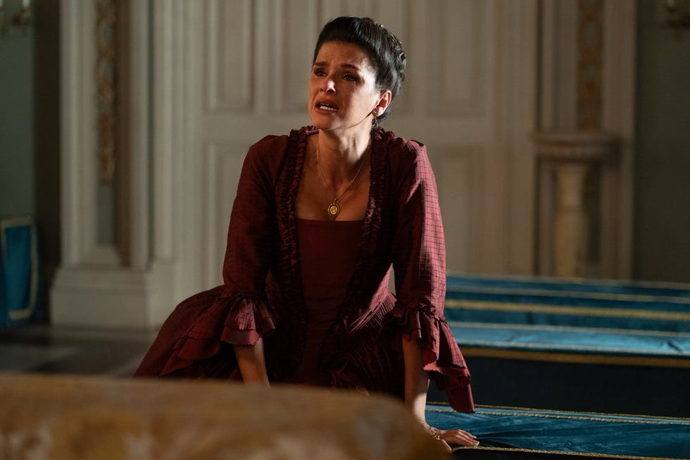 victoria en el suelo en una escena de valle salvaje