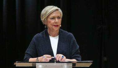 Carmen Vargas gana las elecciones y será la nueva rectora de la Universidad de Sevilla