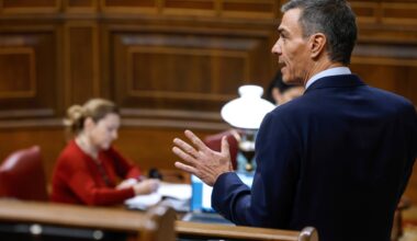 VOTA ¿Comparte con el Gobierno que ha actuado contundentemente contra los casos de corrupción en sus filas? - Onda Cero