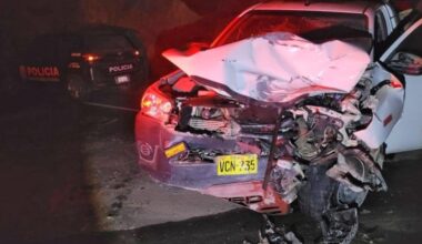 Más de 30 muertos y decenas de heridos por la caída de un autobús al vacío en Perú