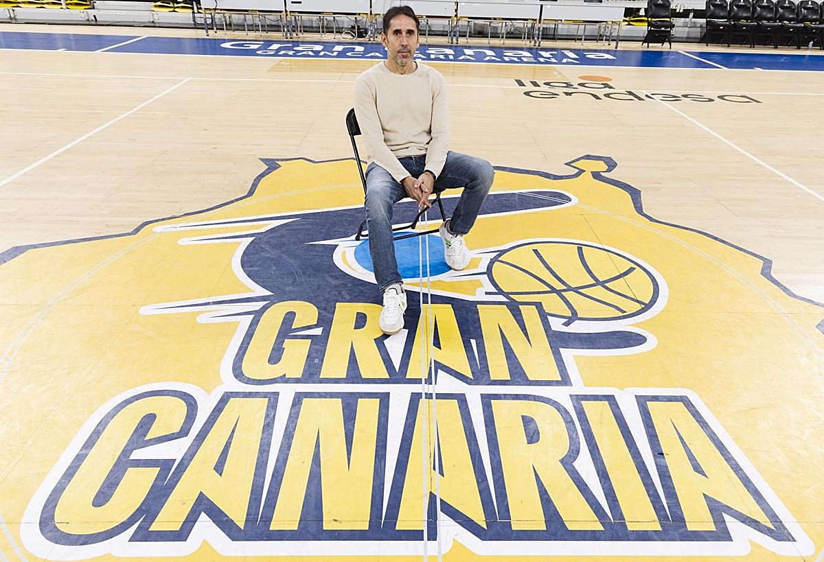 Villar: «Llevamos mucho tiempo trabajando en una línea muy clara y vamos a salir adelante»