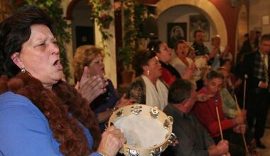 Sevilla se llenará de zambombas gratuitas esta Navidad: estas son las fechas y los horarios - ABC