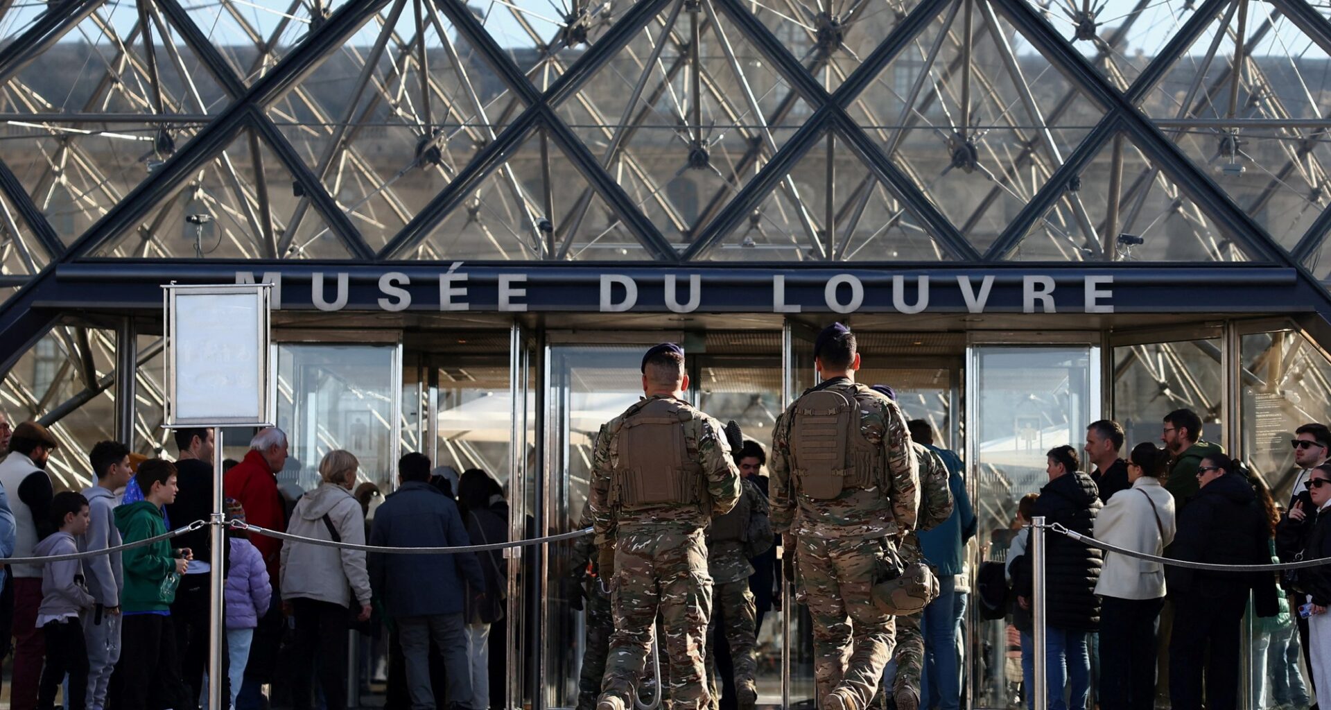 un demoledor informe revela adquisiciones excesivas, falta de inversión, mala gestión y débil seguridad