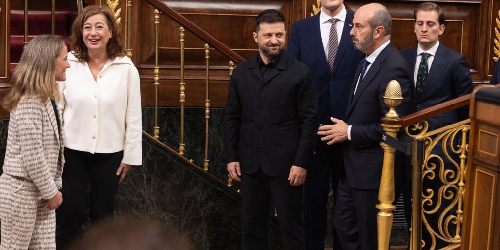 última hora del presidente de Ucrania en España con el Rey Felipe VI y Pedro Sánchez hoy