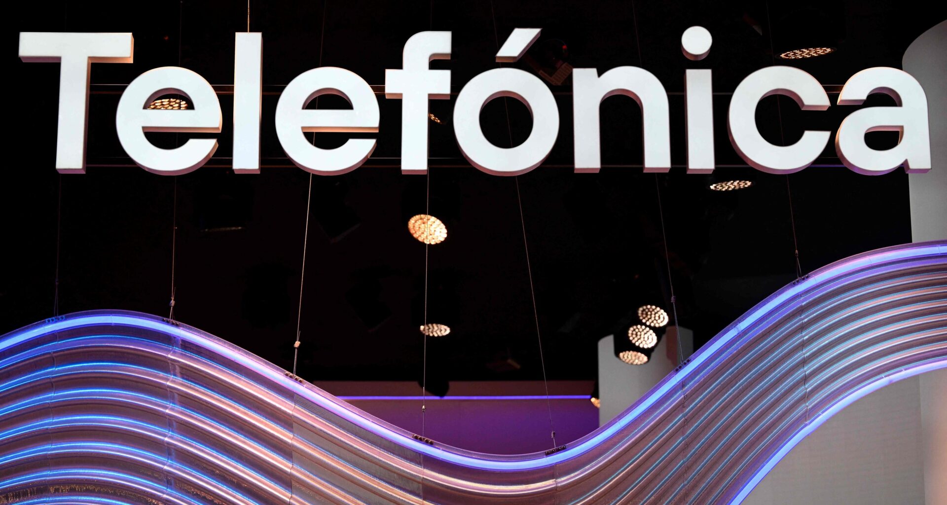 Los sindicatos rechazan la primera oferta de Telefónica