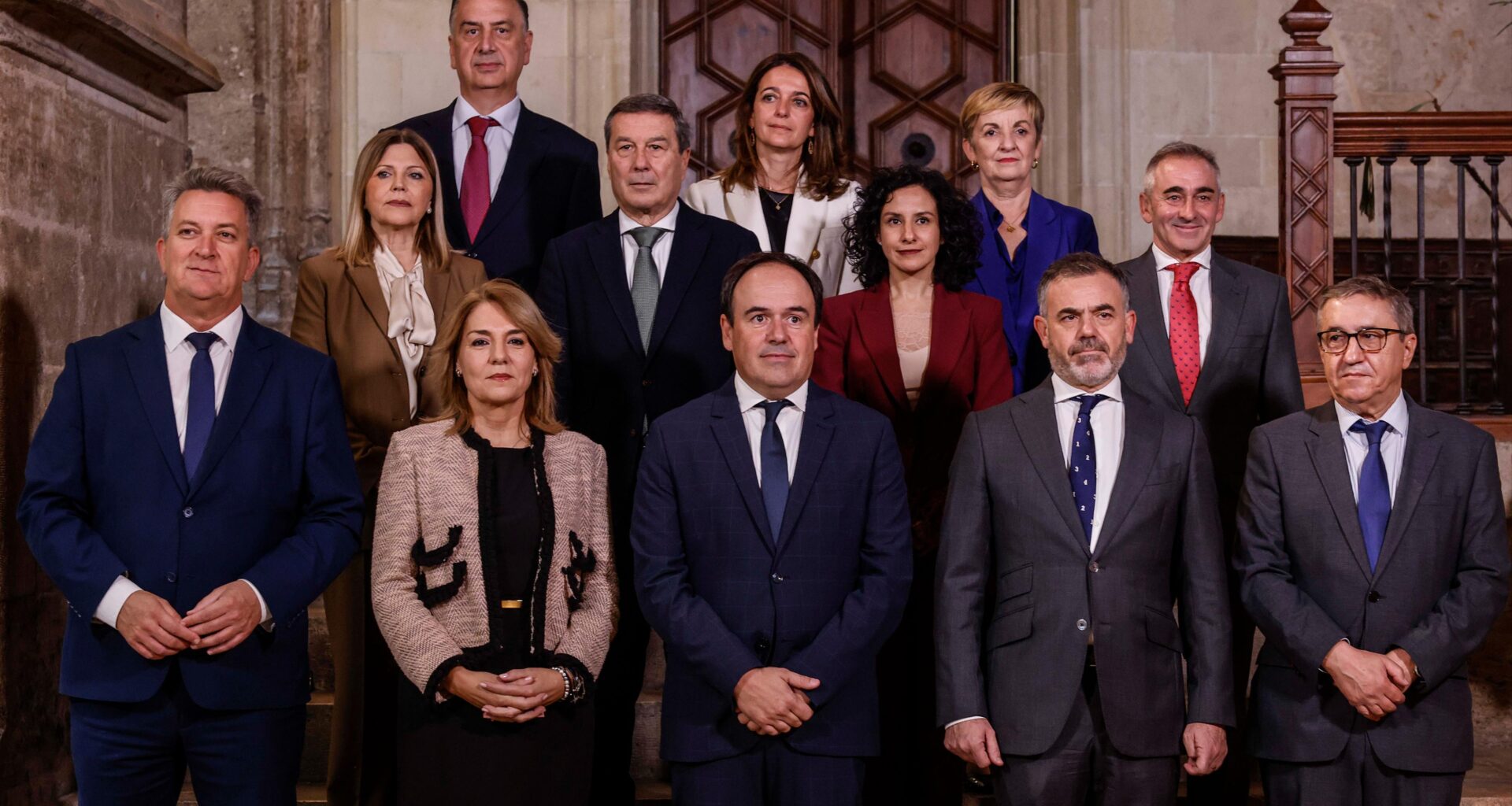 Los nuevos consellers juran su cargo ante Pérez Llorca