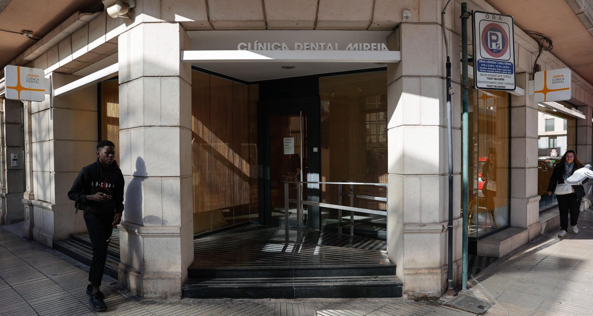 Libertad con medidas cautelares para el anestesista acusado del homicidio de una niña en Alzira