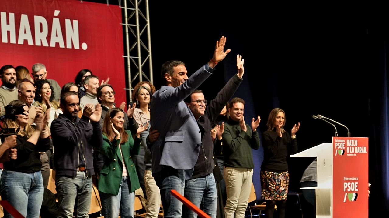 Sánchez y Gallardo proponen que Extremadura sea "el dique de contención de la derecha"