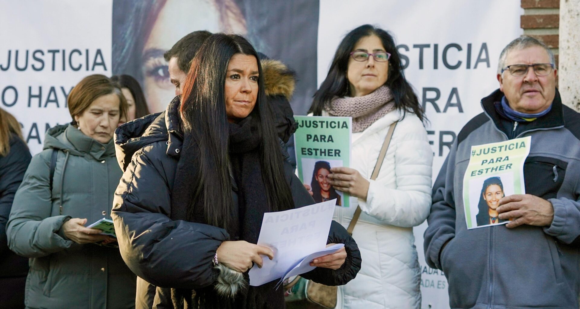 el acusado del crimen irá a juicio