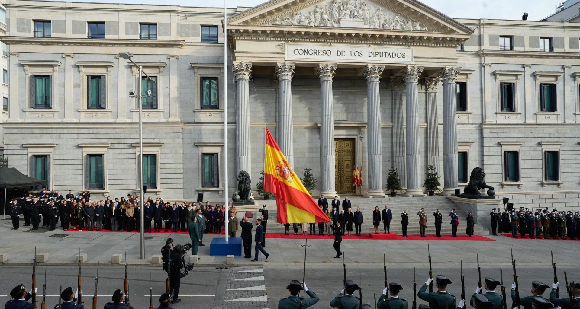 hora y dónde ver en TV los actos