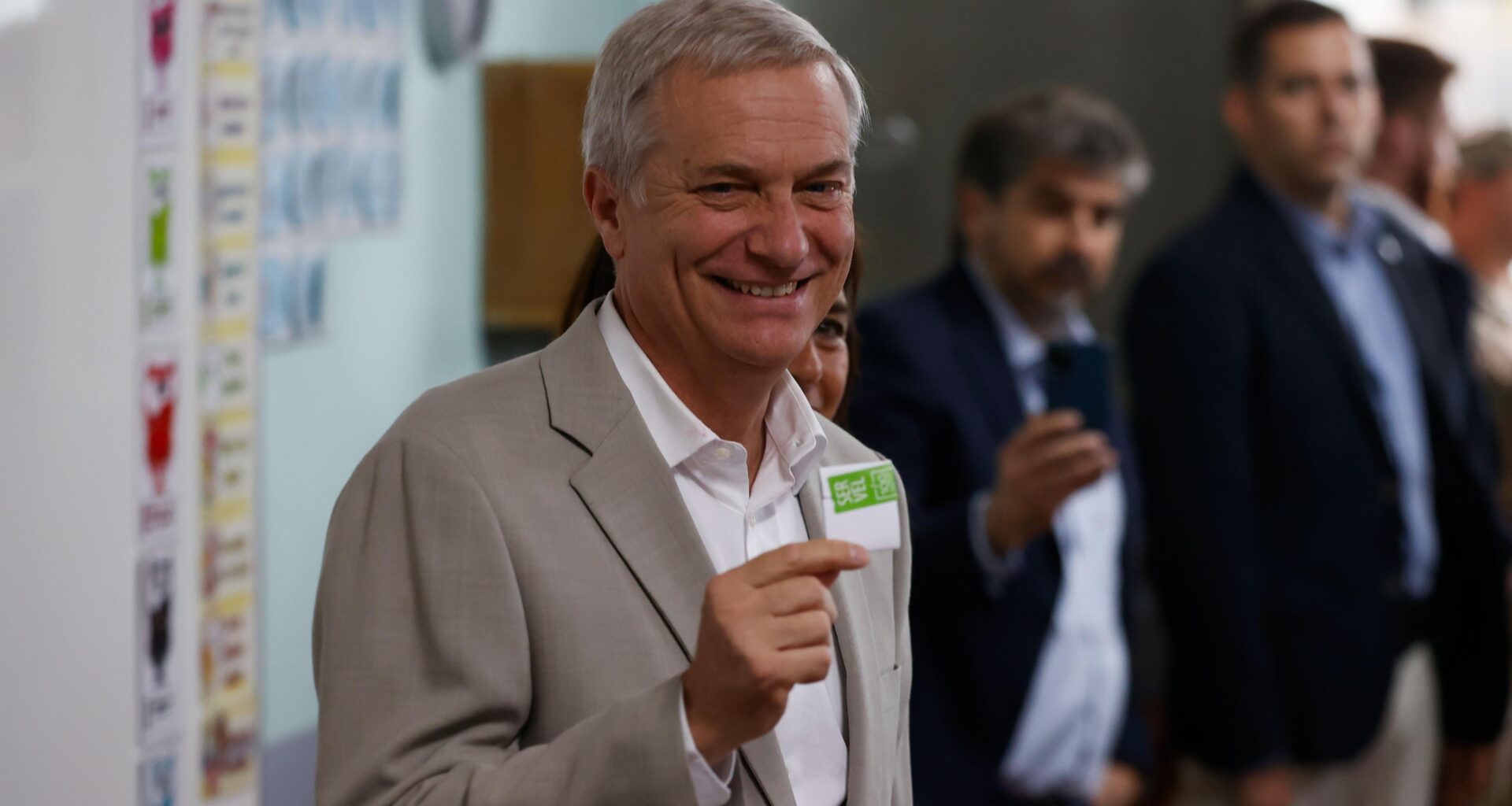 El ultraconservador Kast gana las elecciones chilenas según los primeros datos oficiales