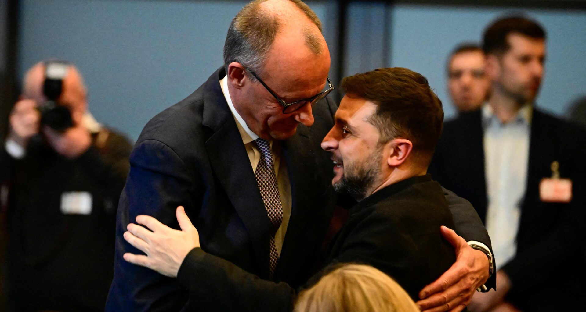 EE.UU. asegura que se han resuelto el 90% de las diferencias con Rusia y Merz ve una "oportunidad real" de paz en Ucrania