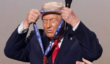 Trump renombra con su apellido el Centro Kennedy