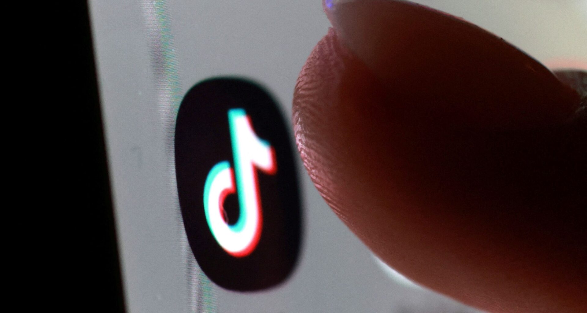 TikTok firma un acuerdo para vender su unidad de EE.UU.