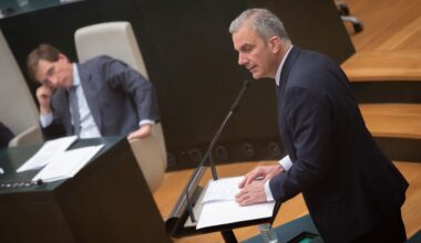 Vox explusa a Ortega Smith de la ejecutiva de Vox