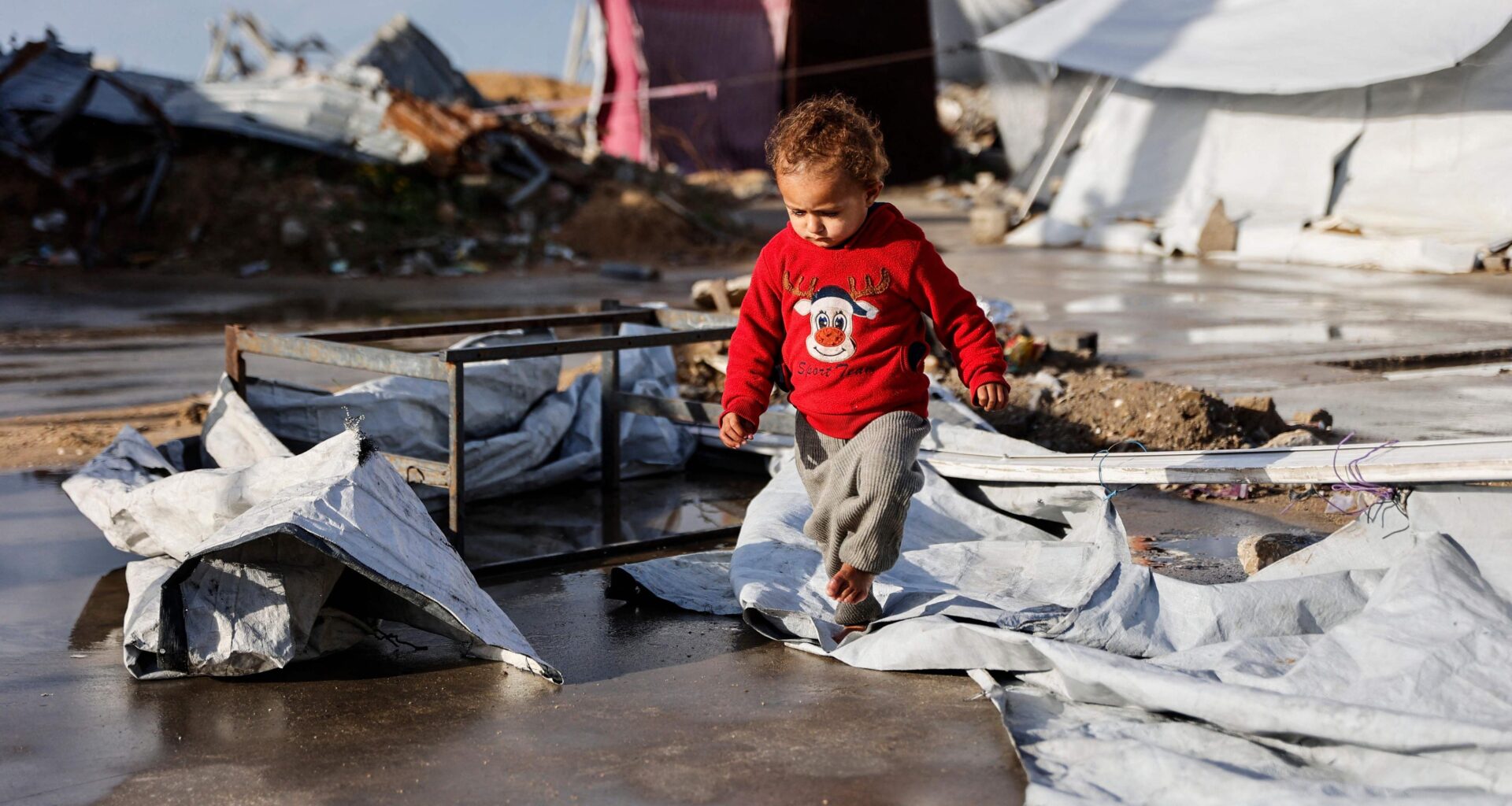 el año comenzó con esperanza, pero termina con el horizonte de futuro roto