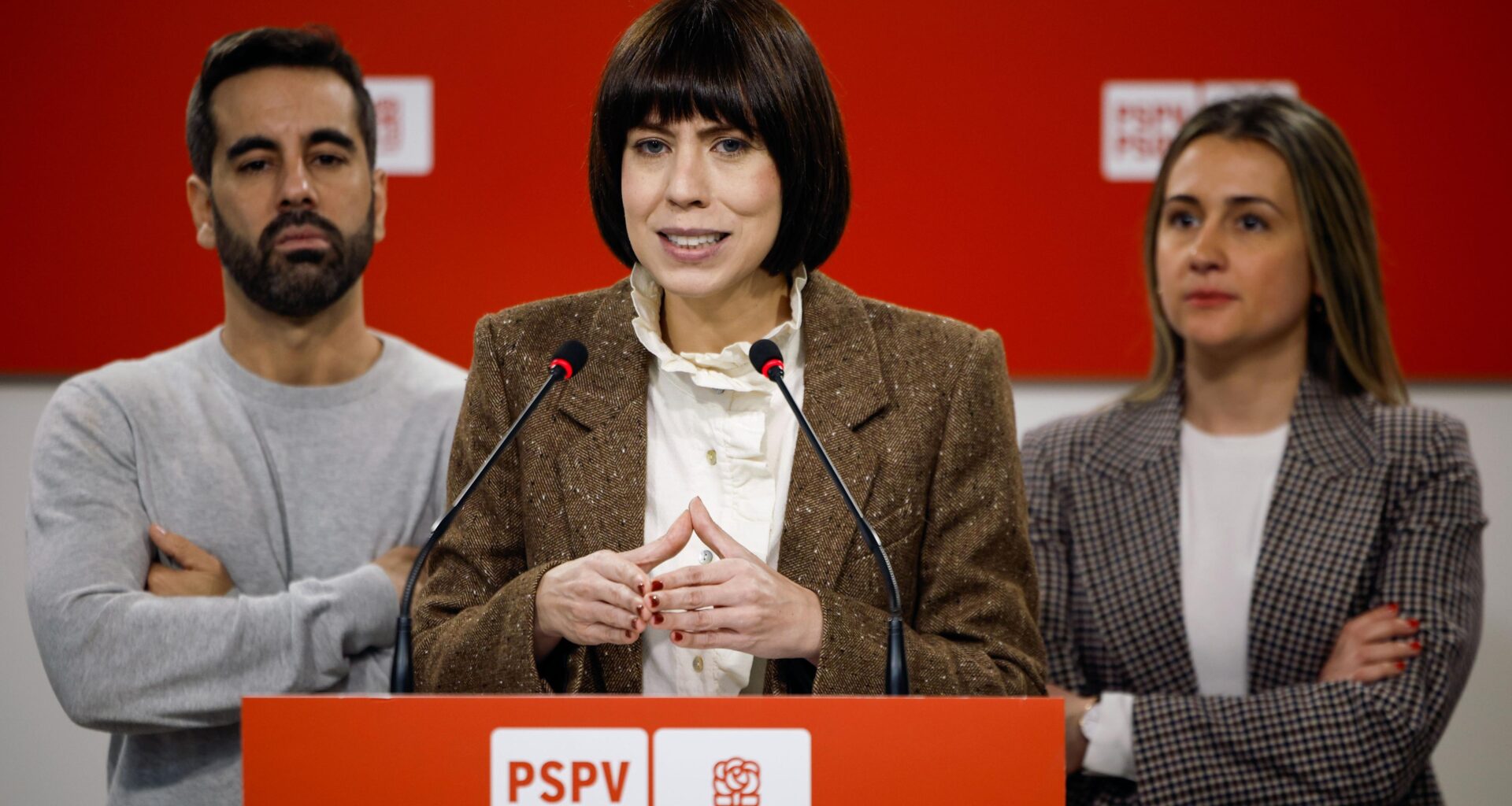 el Gobierno exige que Feijóo entregue los mensajes a Mazón