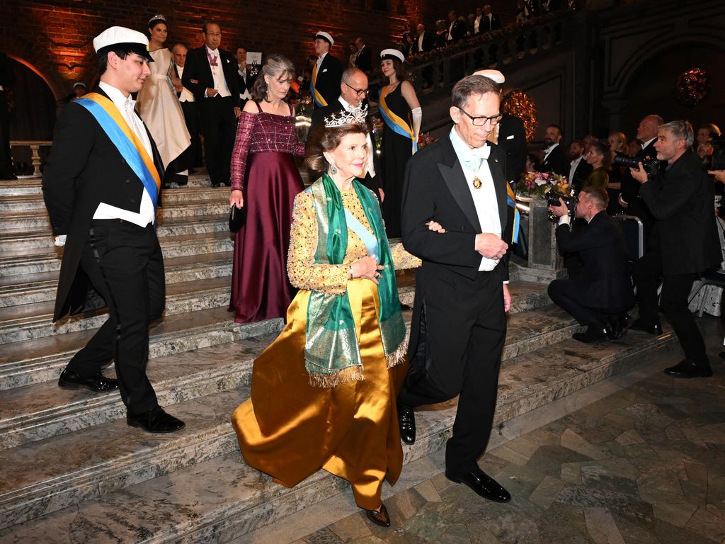 La reina Silivia de Suecia en la cena de gala de los Premios Nobel 2025