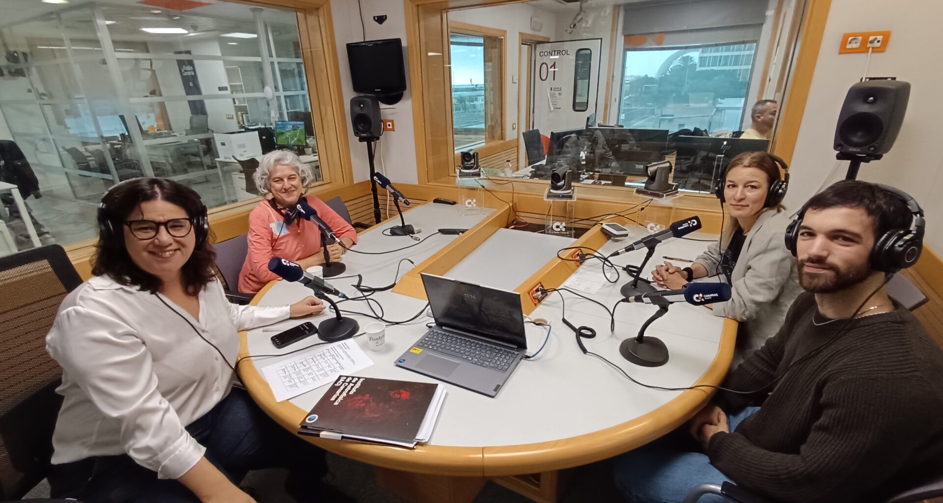 El programa Soñando Estrellas viaja a la cronología de la Vía Láctea y explora el auge del astroturismo en Canarias