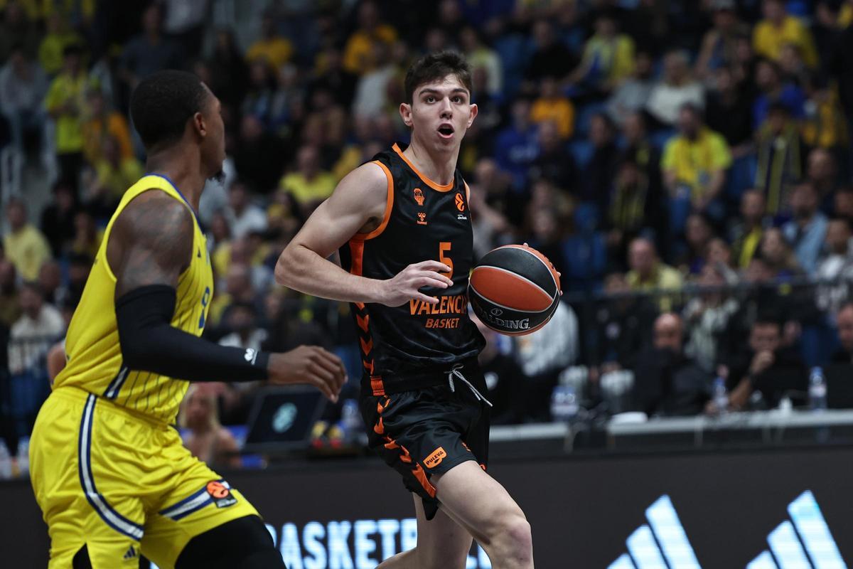 Sergio De Larrea, en el partido de Euroliga ante el Maccabi Tel Aviv.