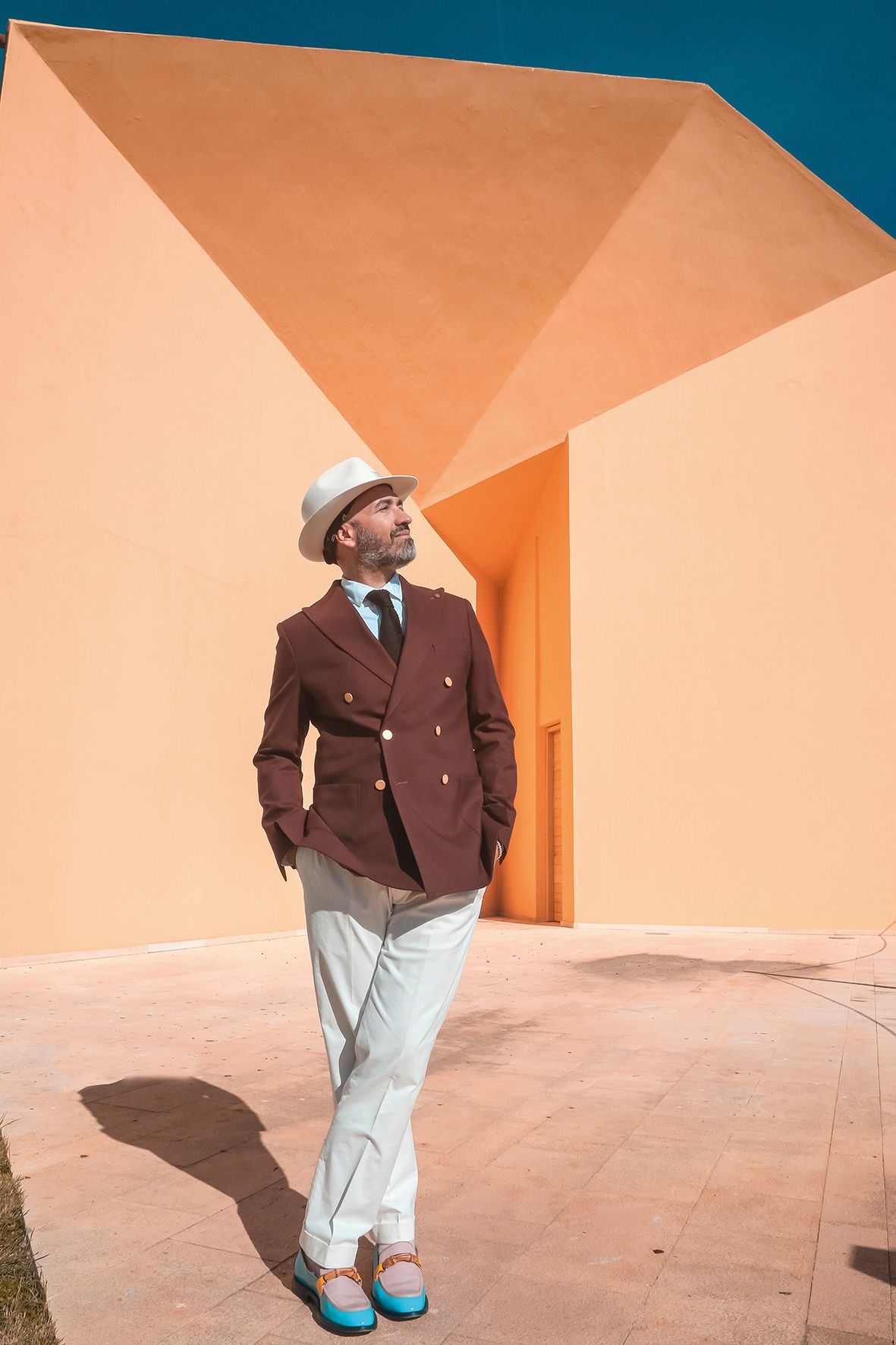 Jos Luis Puche es malagueño y cuenta con un estudio en Nueva York donde reside y otro en su tierra natal.