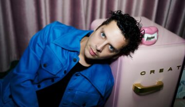 "Soy más amigo de Satán, la Iglesia ha hecho muchísimo daño a la hora de silenciar el VIH"