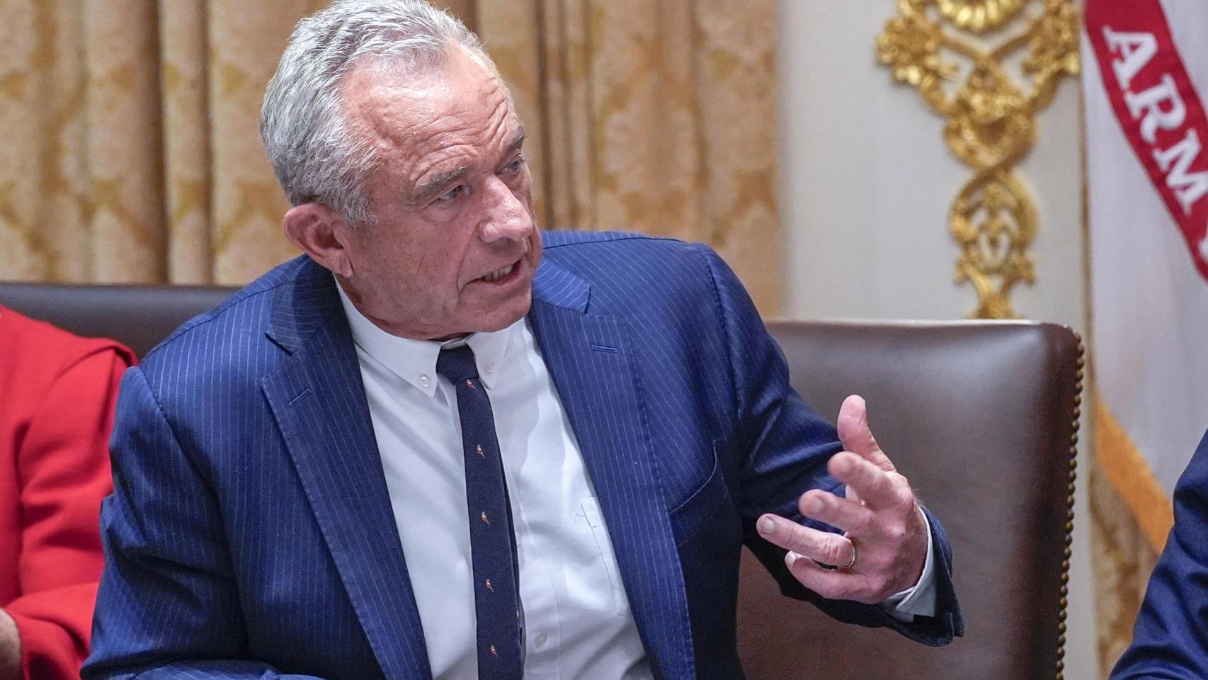 Kennedy Jr.avala quitar la vacuna de hepatitis B para los recién nacidos