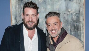 su marido, Fran Antón, se encadena a la puerta y declara una huelga de hambre