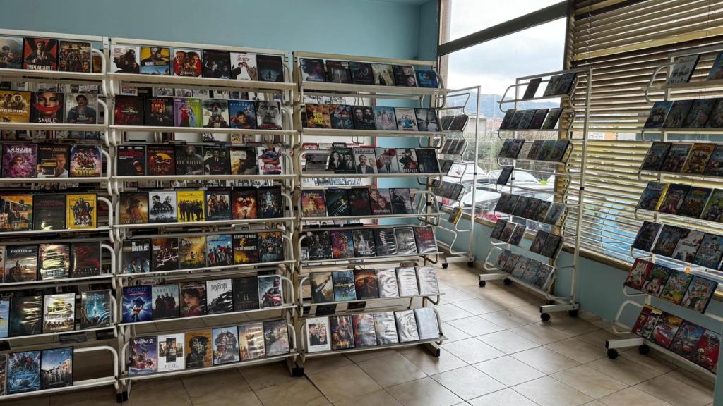 Interior de Krypton, el último videoclub de Vigo