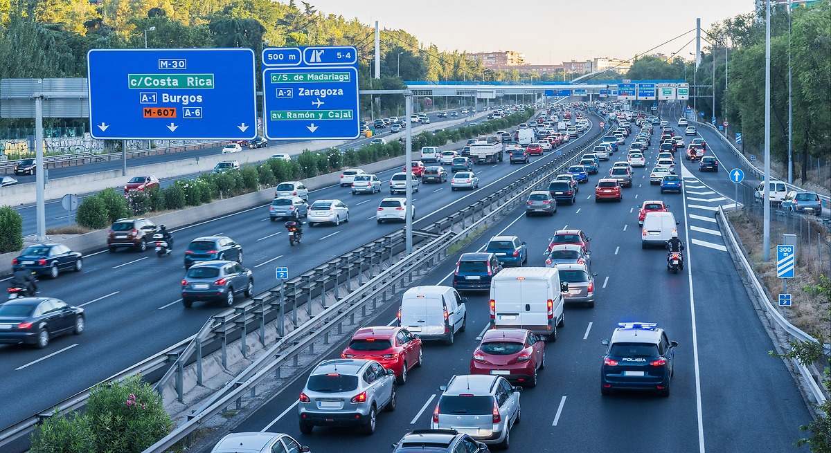 Alemania convence a Bruselas para retrasar el fin del motor de combustión y parte Europa en dos