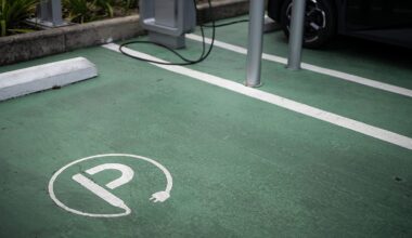 La UE sopesa adelantar el fin de los coches de combustión y acelerar la transición eléctrica