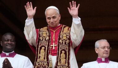 León XIV celebra la misa de Navidad tres décadas después y llama a la paz