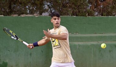 Carlos Alcaraz se machaca en casa para preparar el año I después de Ferrero