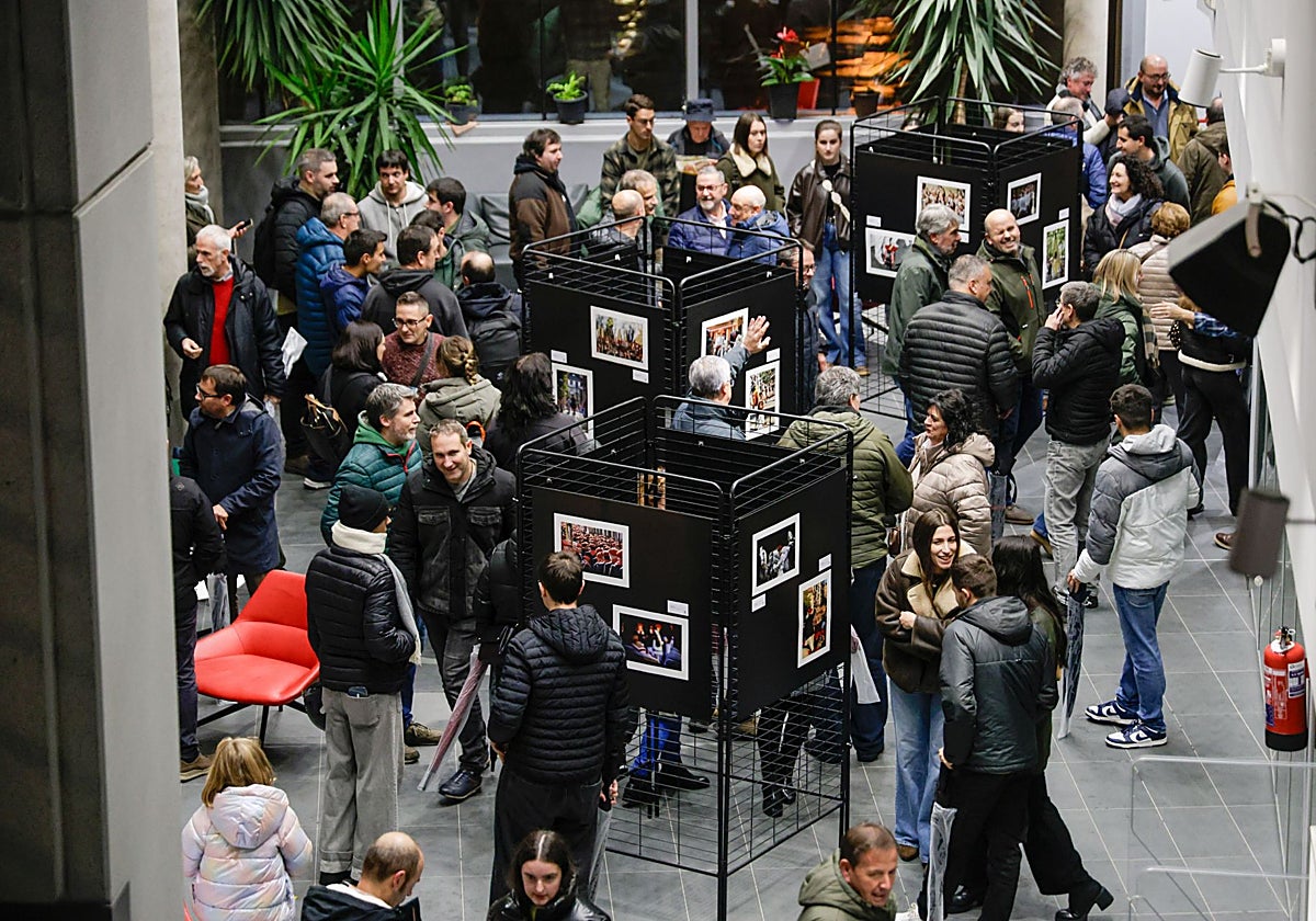 Mikel Prado gana el concurso fotográfico del Alarde tradicional