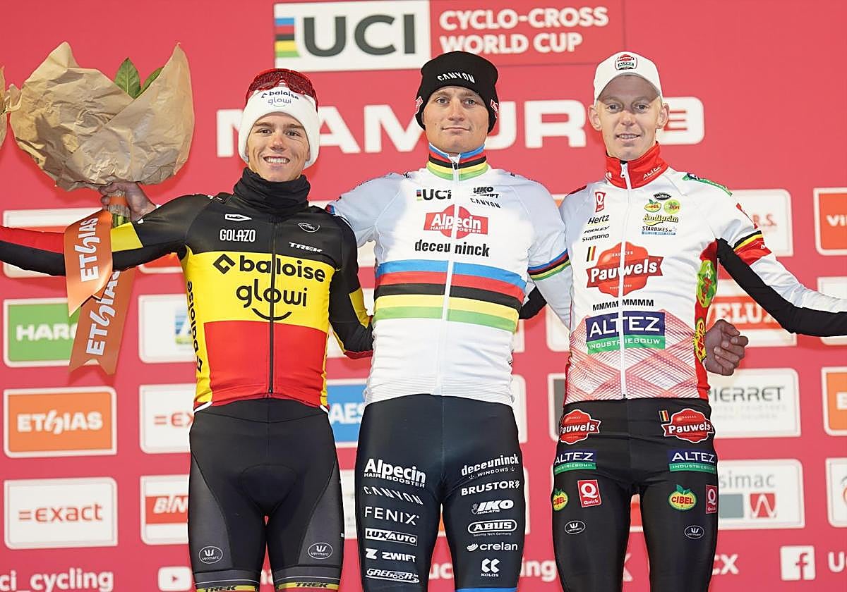 La caída de Nys despeja el camino a Van der Poel