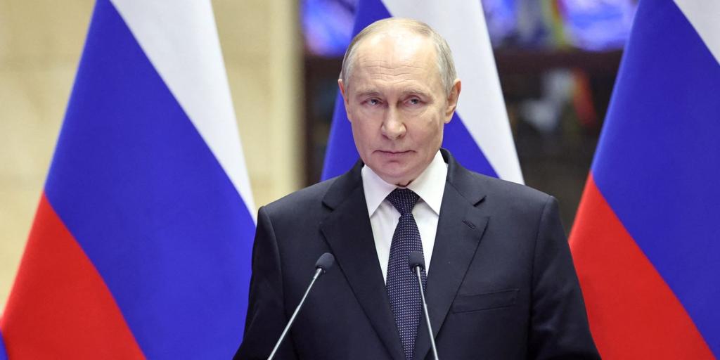 Putin llama «cerditos» a los líderes europeos por querer aprovecharse del colapso de Rusia