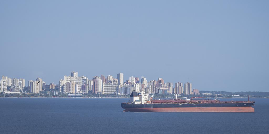 Estados Unidos intercepta y confisca un petrolero frente a las costas de Venezuela