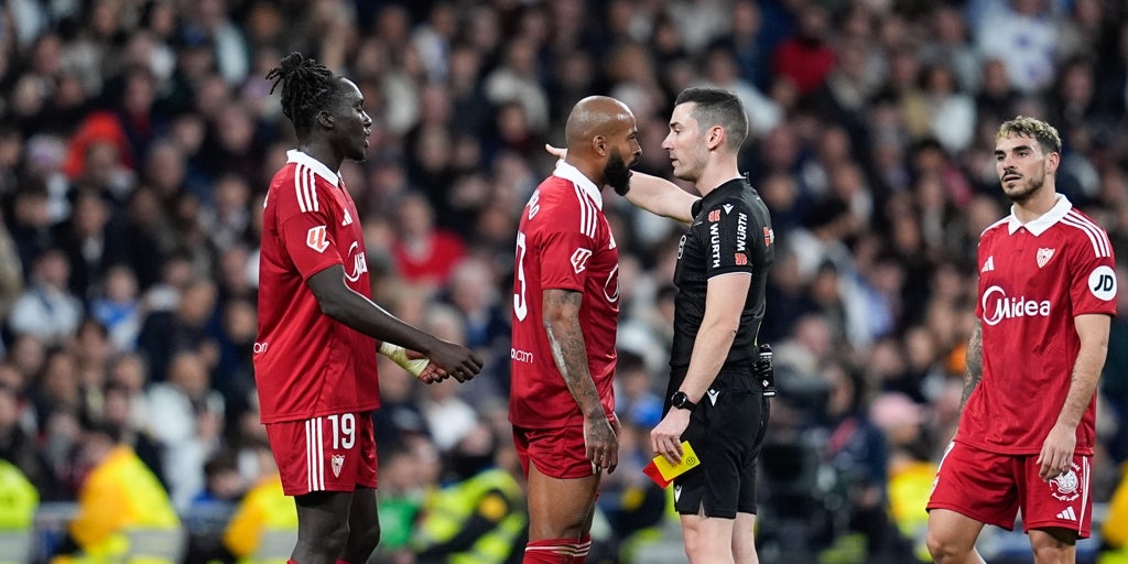 Marcao se expone a una sanción de cuatro o cinco partidos por encararse con el árbitro e insultarlo