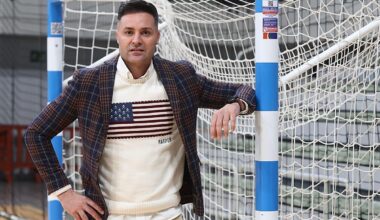 Juanjo Angosto: «Me he perdido años de mis hijas y quería disfrutarlas antes de que fueran mayores»