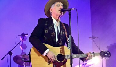 Mikel Erentxun deleita en un Kursaal abarrotado