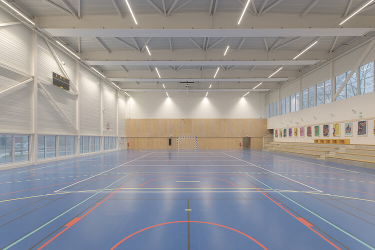 Complejo deportivo en Petit-Quevilly / Olgga Architects - Imagen 12 de 23