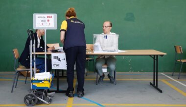 Robo de votos en Extremadura: así funciona el voto por correo y su custodia - El Mundo