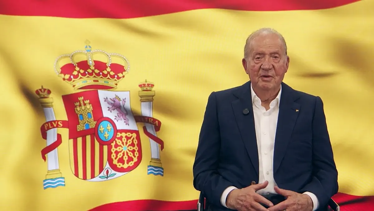 Juan Carlos I distribuye un vídeo alabando la Transición tras quedar excluido de los actos públicos y antes de la publicación de sus memorias en España - El Mundo