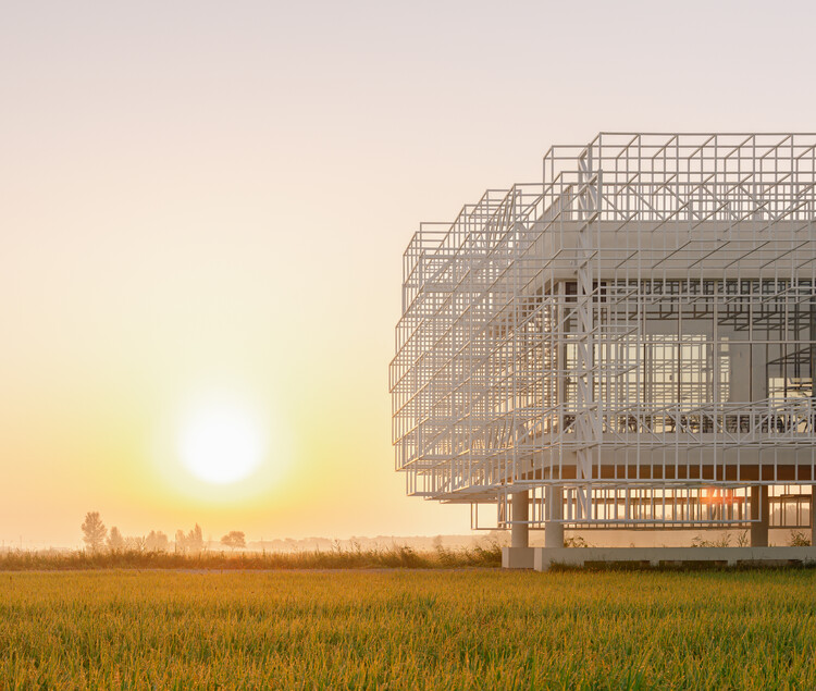 Equipamiento Manor Mirage / BUZZ/ Büro Ziyu Zhuang - Fotografía exterior