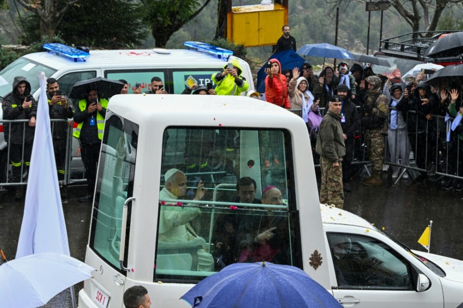 El papa llama a la esperanza ante una multitud de jóvenes en Líbano